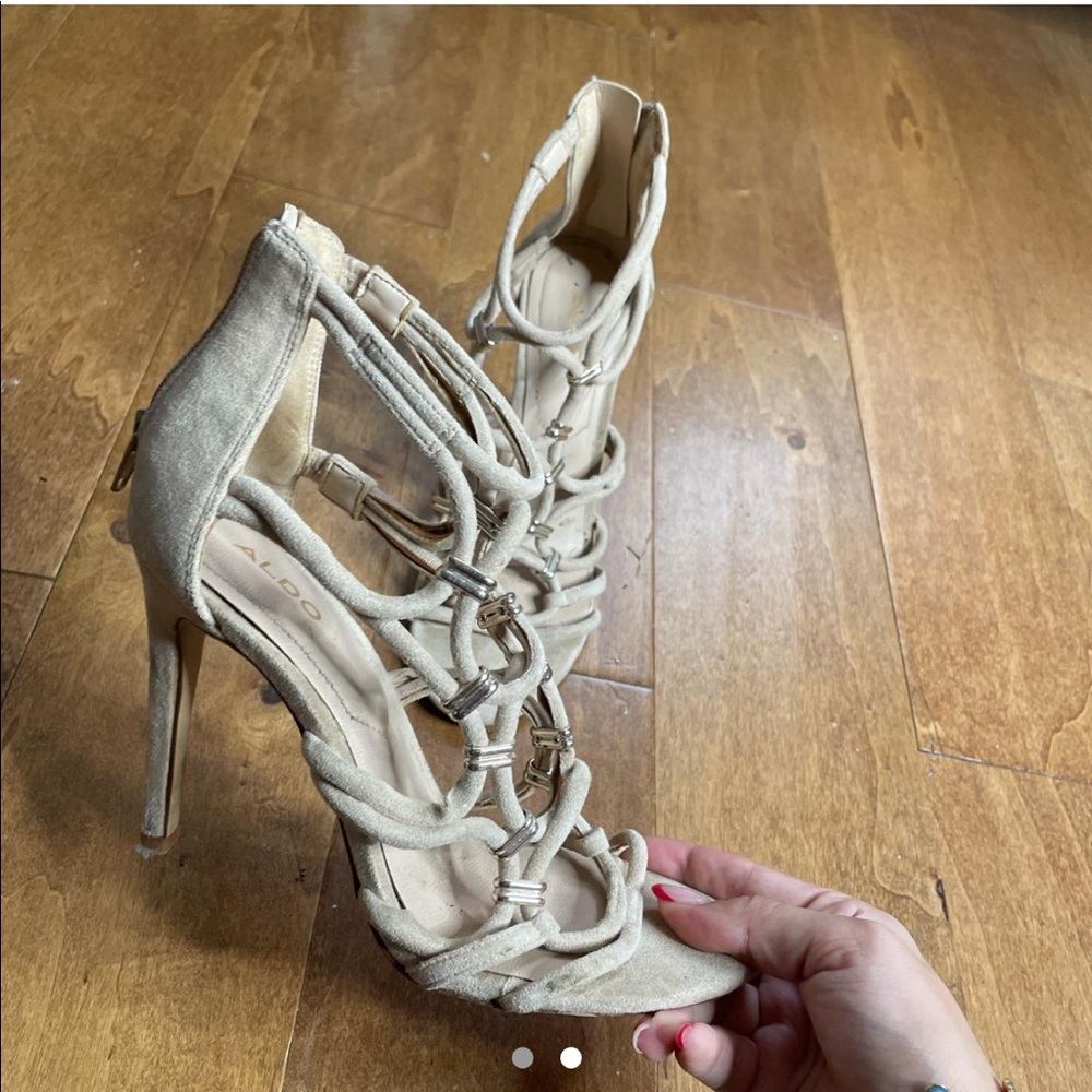 Nude heels